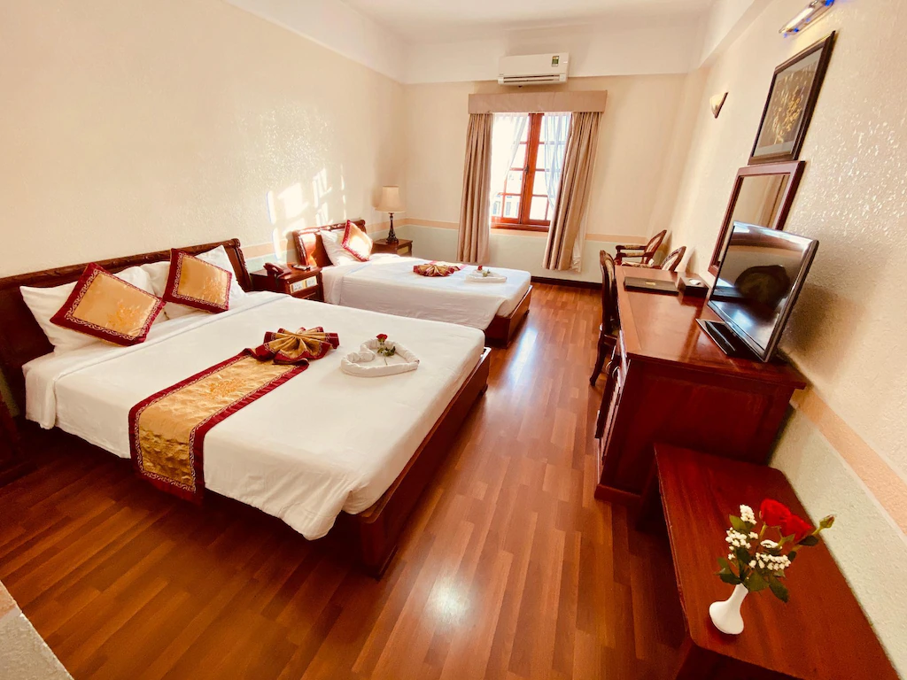 230577_20042816030090137152