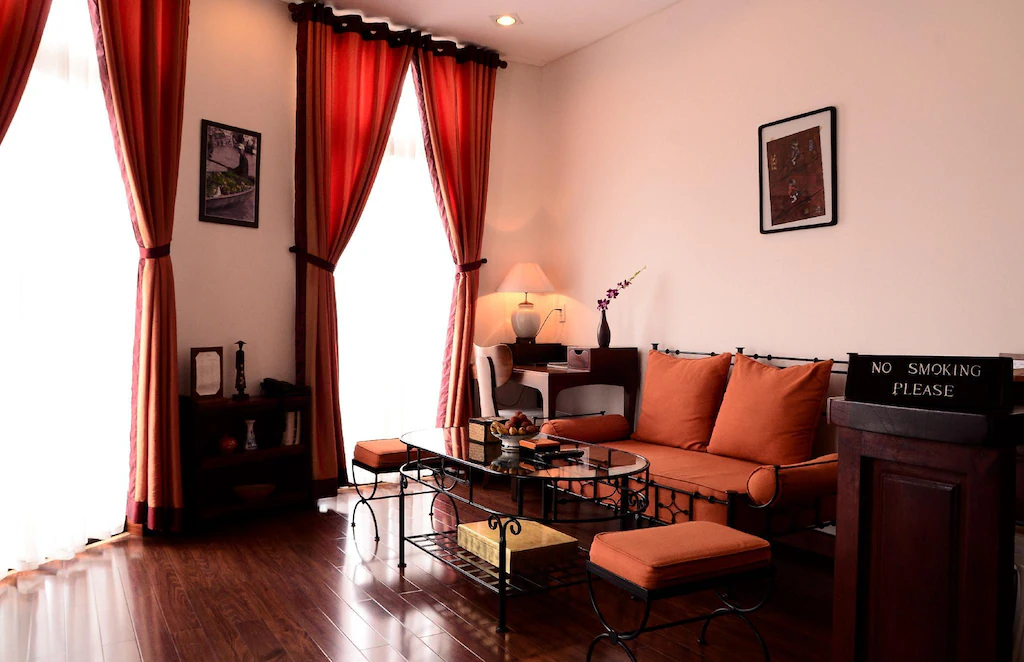 290238_19051711090074563552