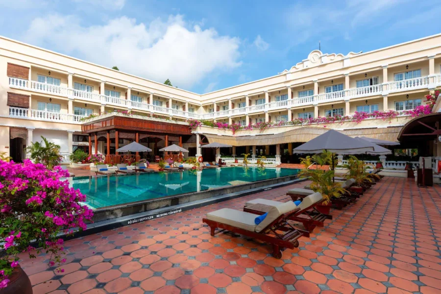 63107ad7cb13bdbb9b2db28e940e0d94