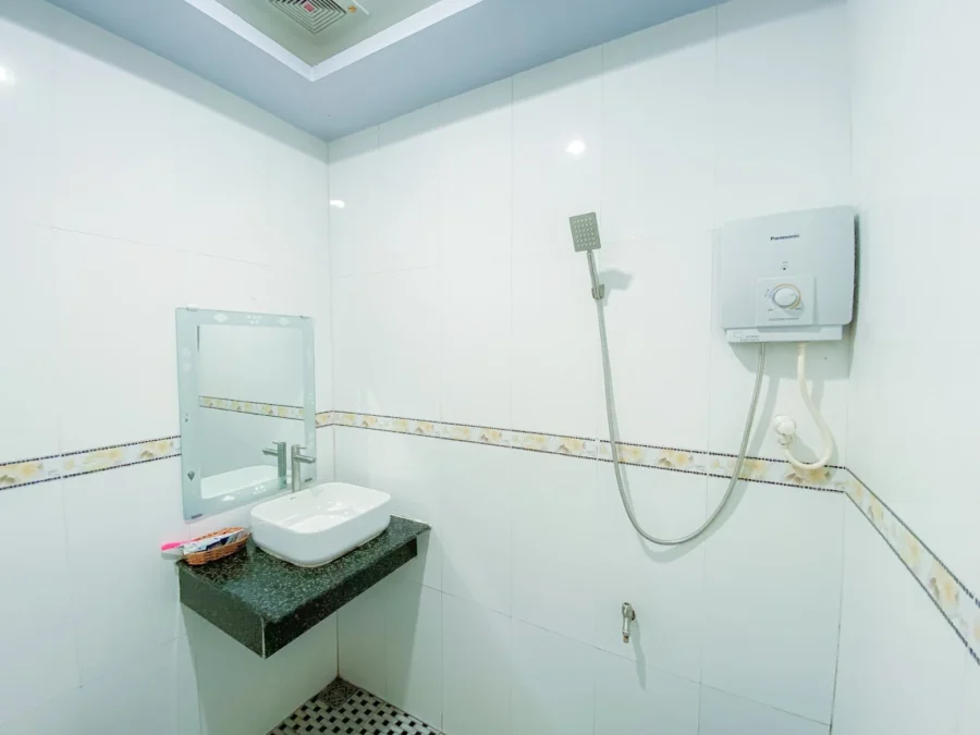 8165206C-F49B-4FFD-83EC-7A2899689E0B